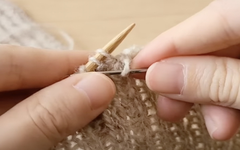 編み方２．２目ゴム編み止めをする
